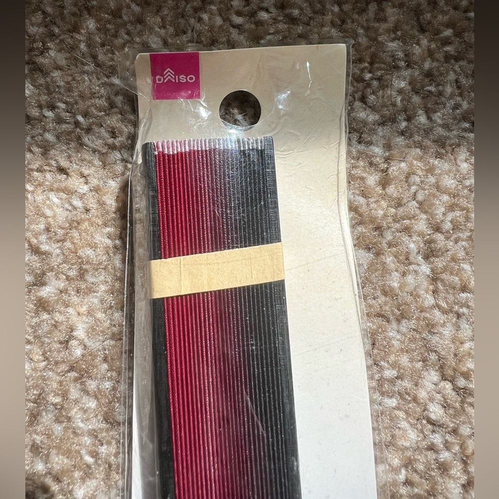 Daiso Japan Red & Black Ombre w Gold Paper Folding Hand Fan Traditional Japanese - Picture 3 of 6